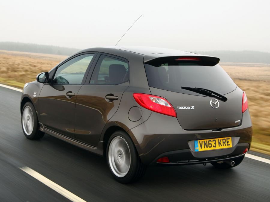  Mazda2 Sport Venture 2014 года  (фото 11 из 15)